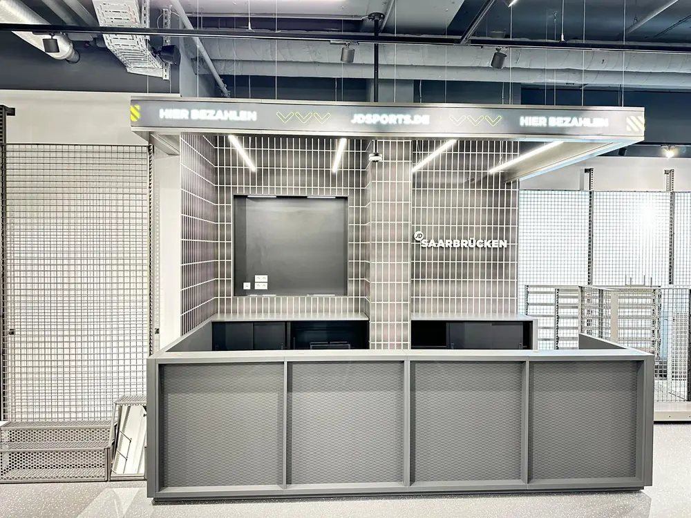 Fenstertür nach der Bauabschlussreinigung